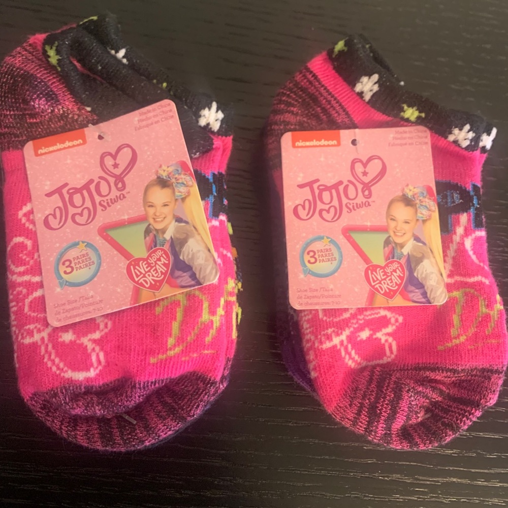 JoJo Siwa - 6 Pairs of Socks - NEW WITH TAGS